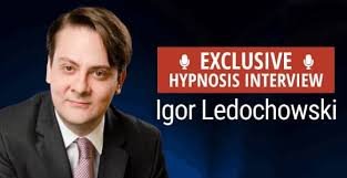Igor Ledochowski – Professional Stage Hypnosis
